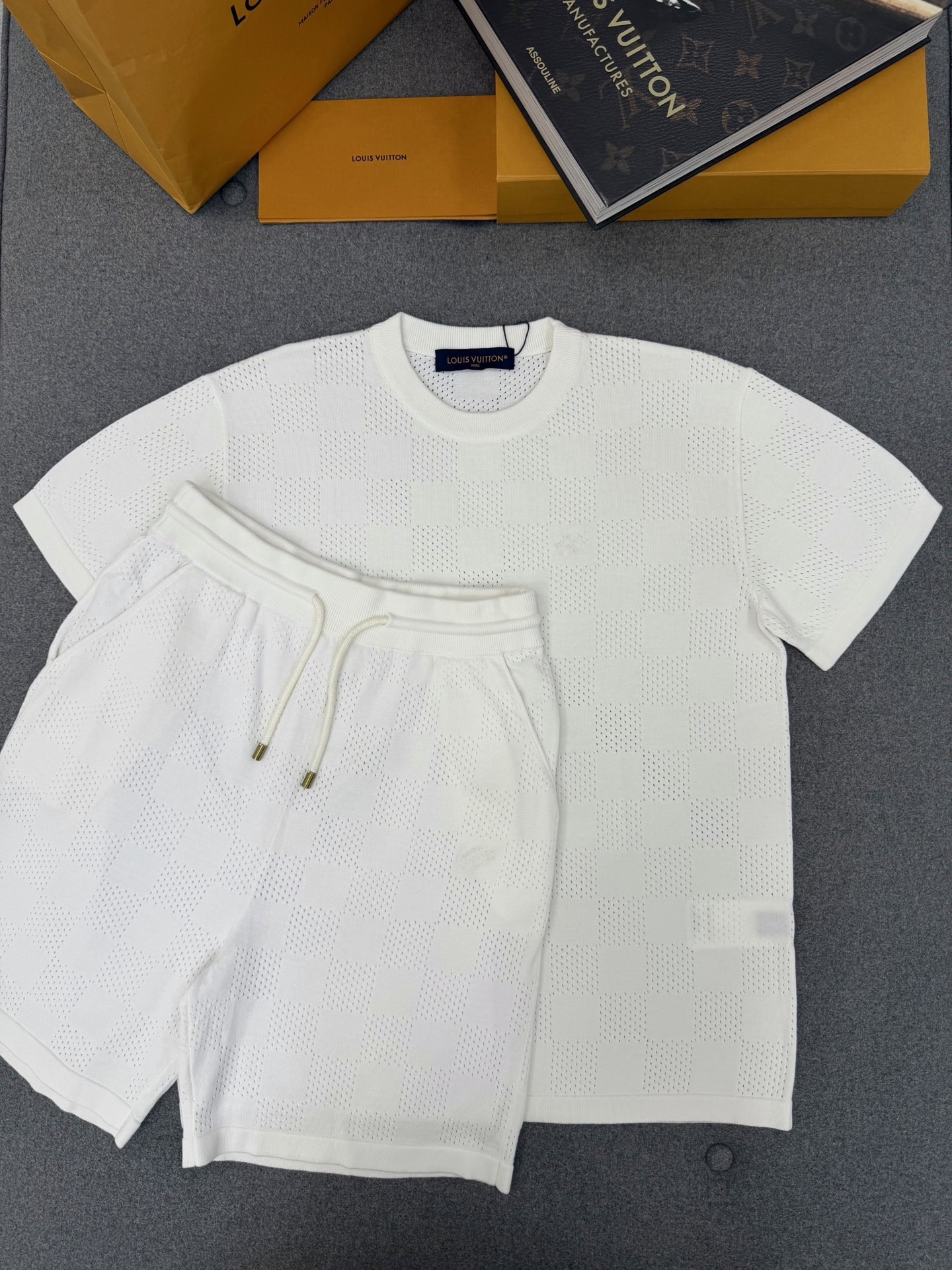 890daf172821ed2e098288521f90f32a.jpg