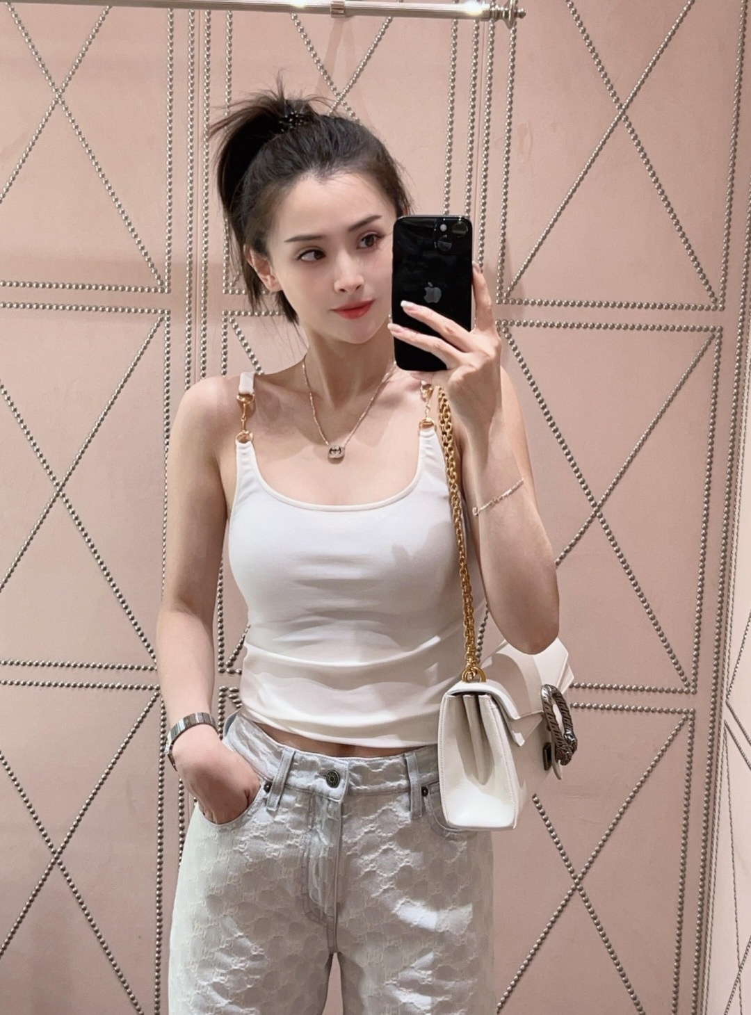 8c0d86b8e191396b20edc90aa5fedf61.jpg