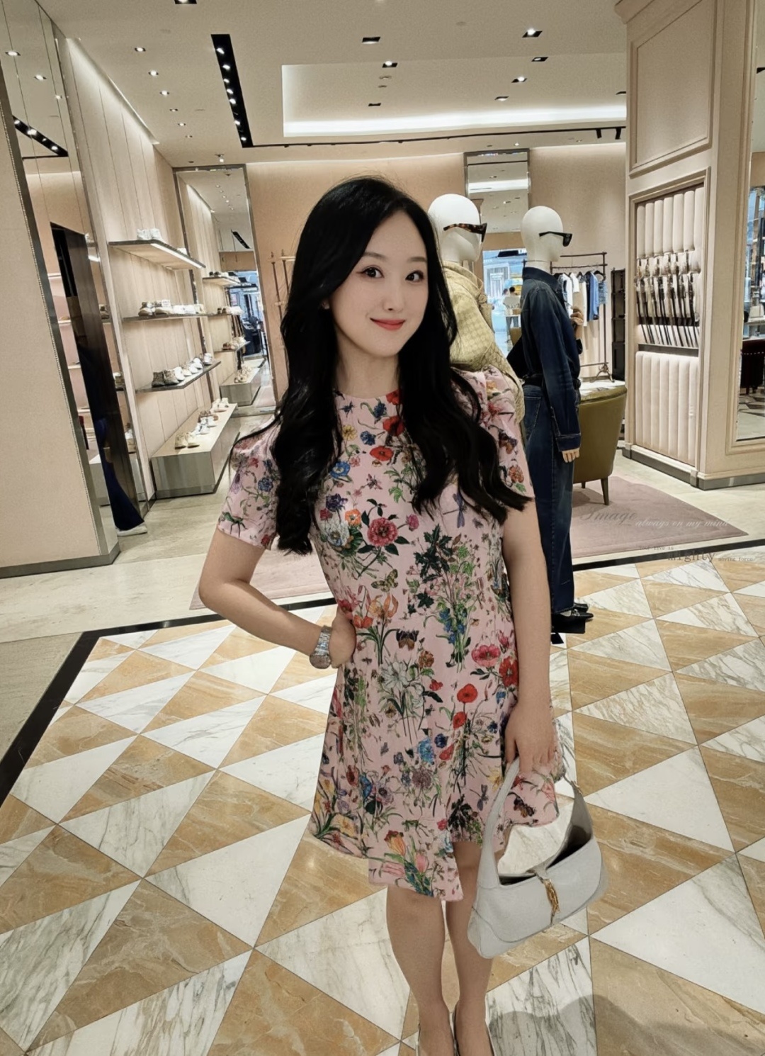 ba7642ed7d97ef9a5247f5c5118c041d.jpg