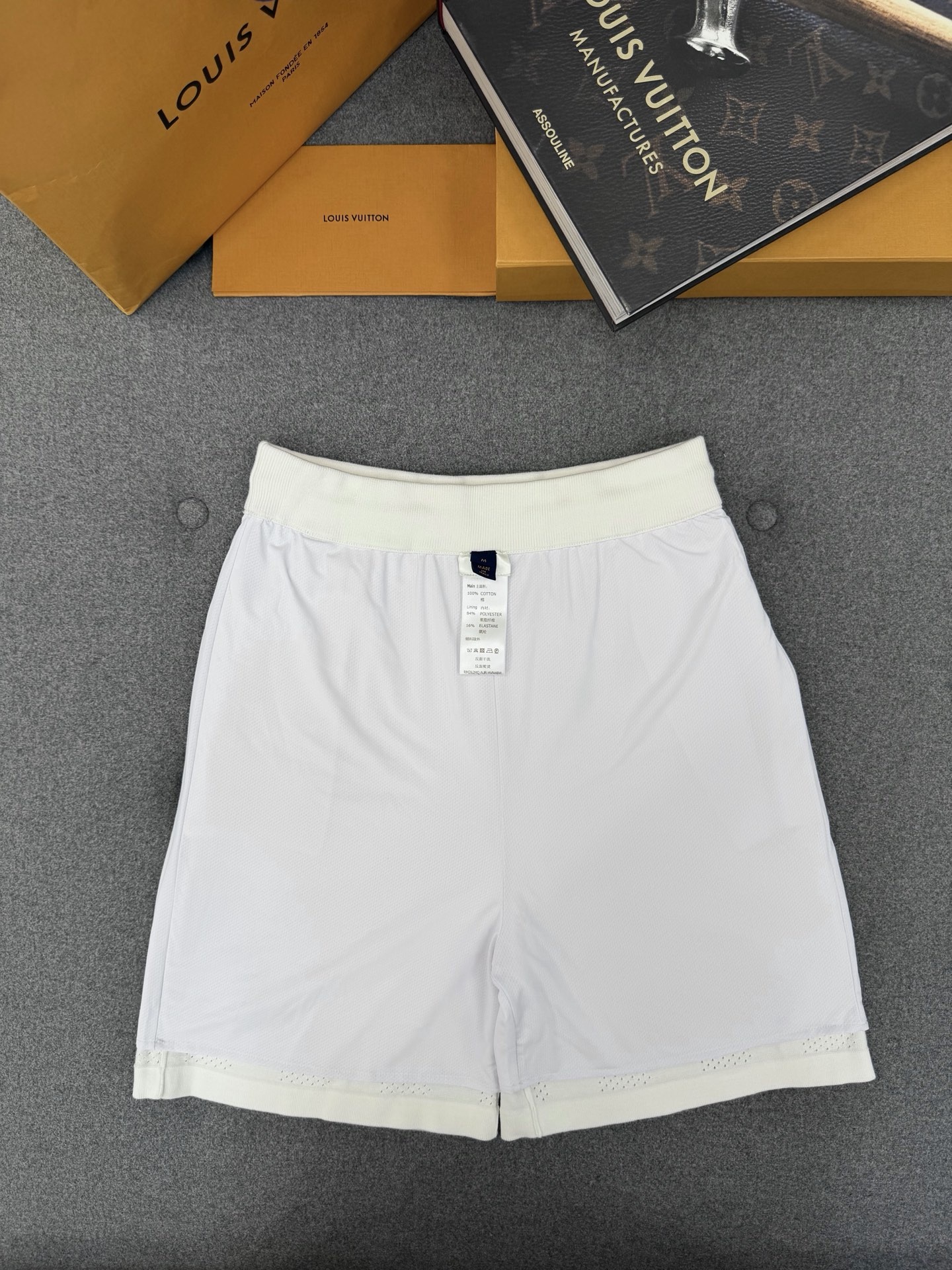 d11b0f98a52043abb8c6762896f5ab8d.jpg