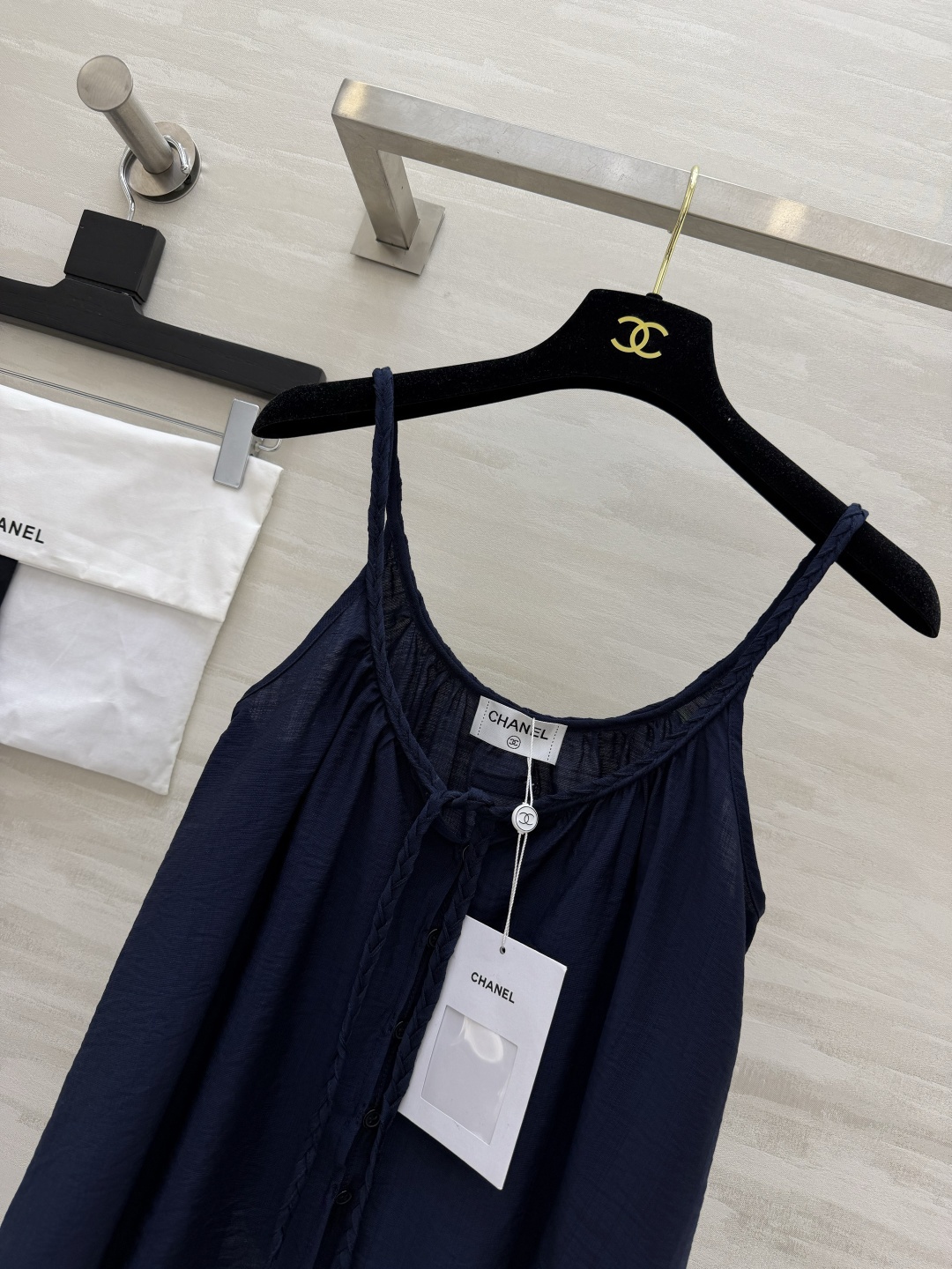 d988ff7c5539155df15925622bd68904.jpg