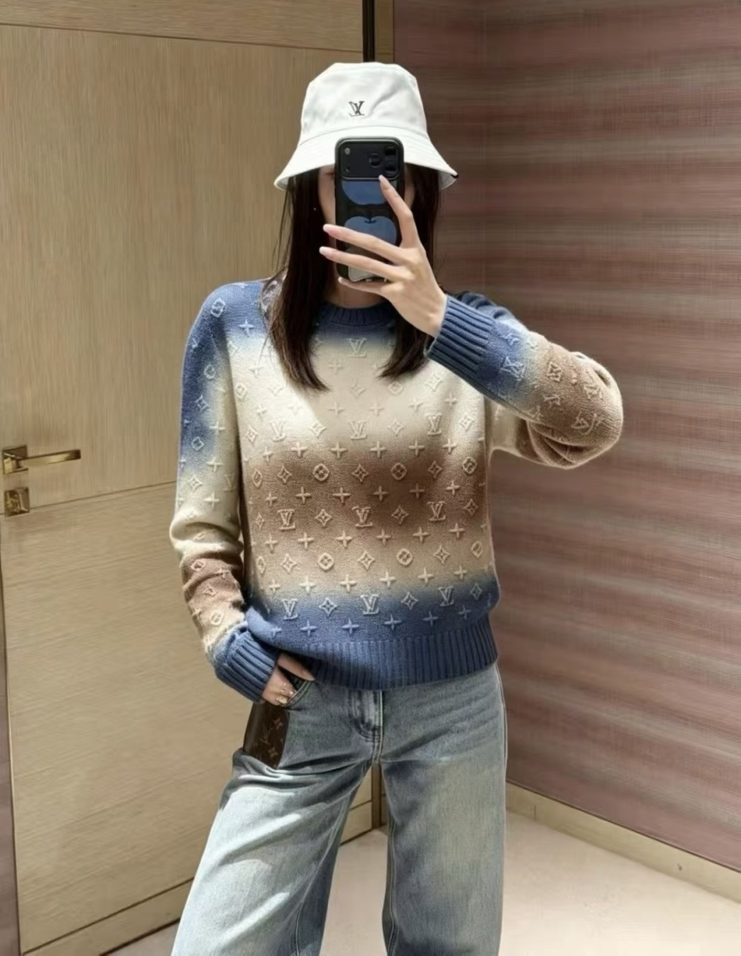 f7658fb05fa3614ba87f01b0b0cc9744.jpg
