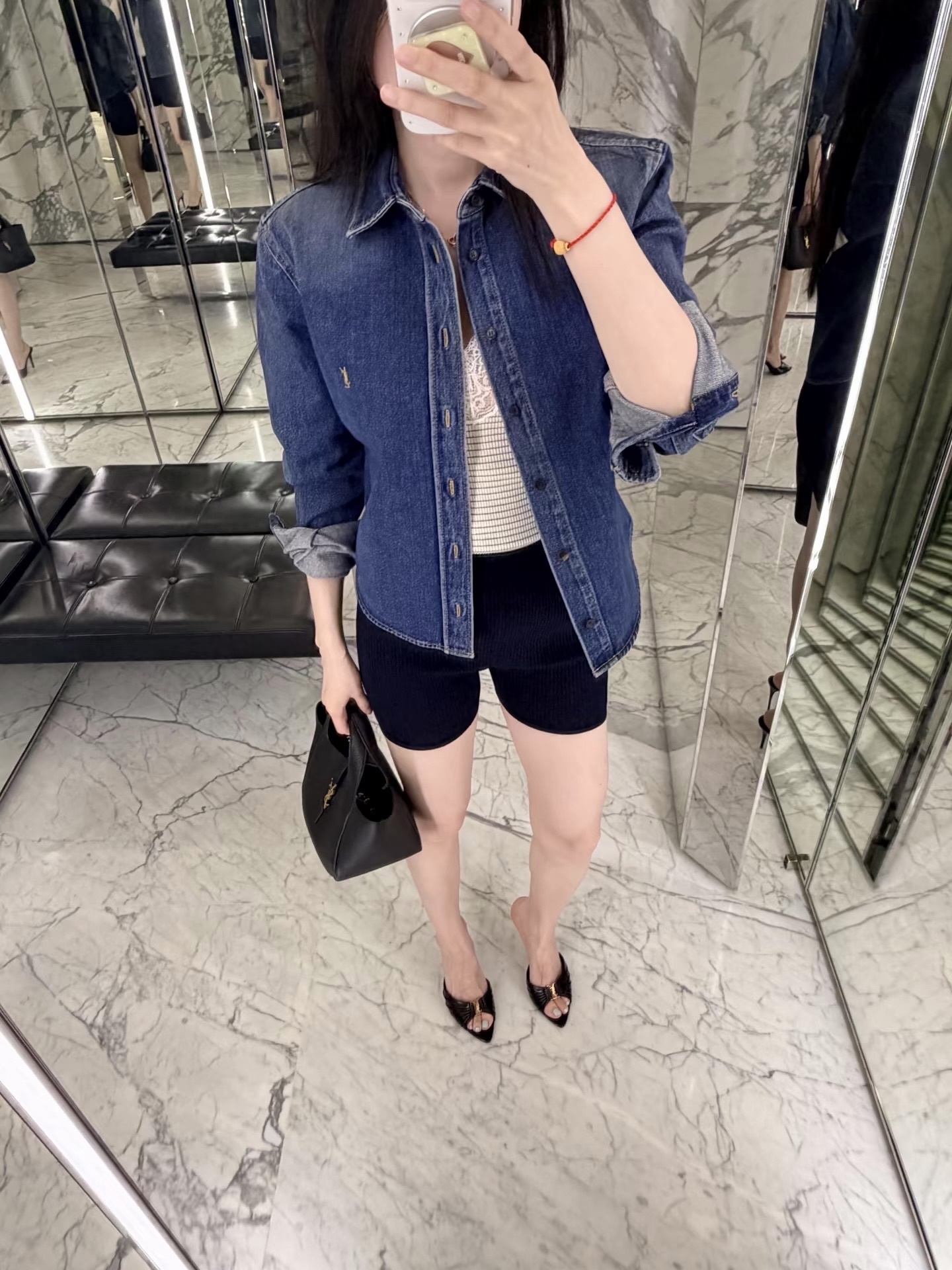 70d05c0f9ff55b98b54652fadeb95477.jpg