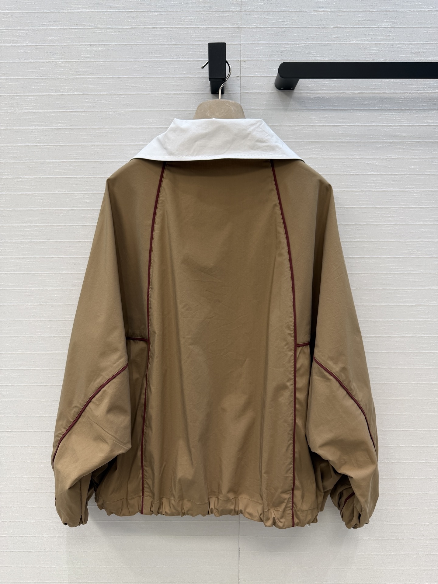 febbd3a710687f181d1cf4efa05cb8b8.jpg