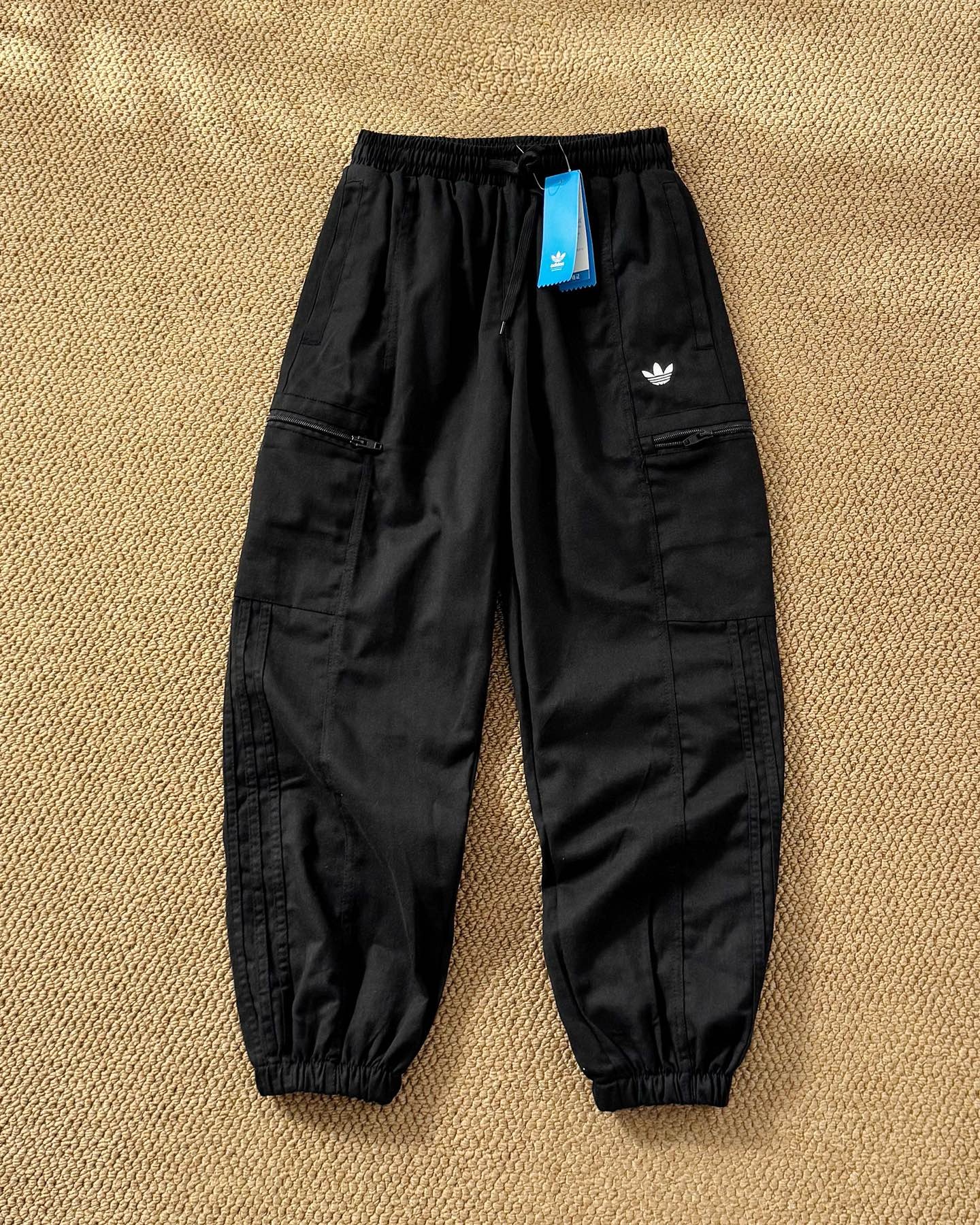 b7b440d68f260d49932a1fd907bffa2e.jpg