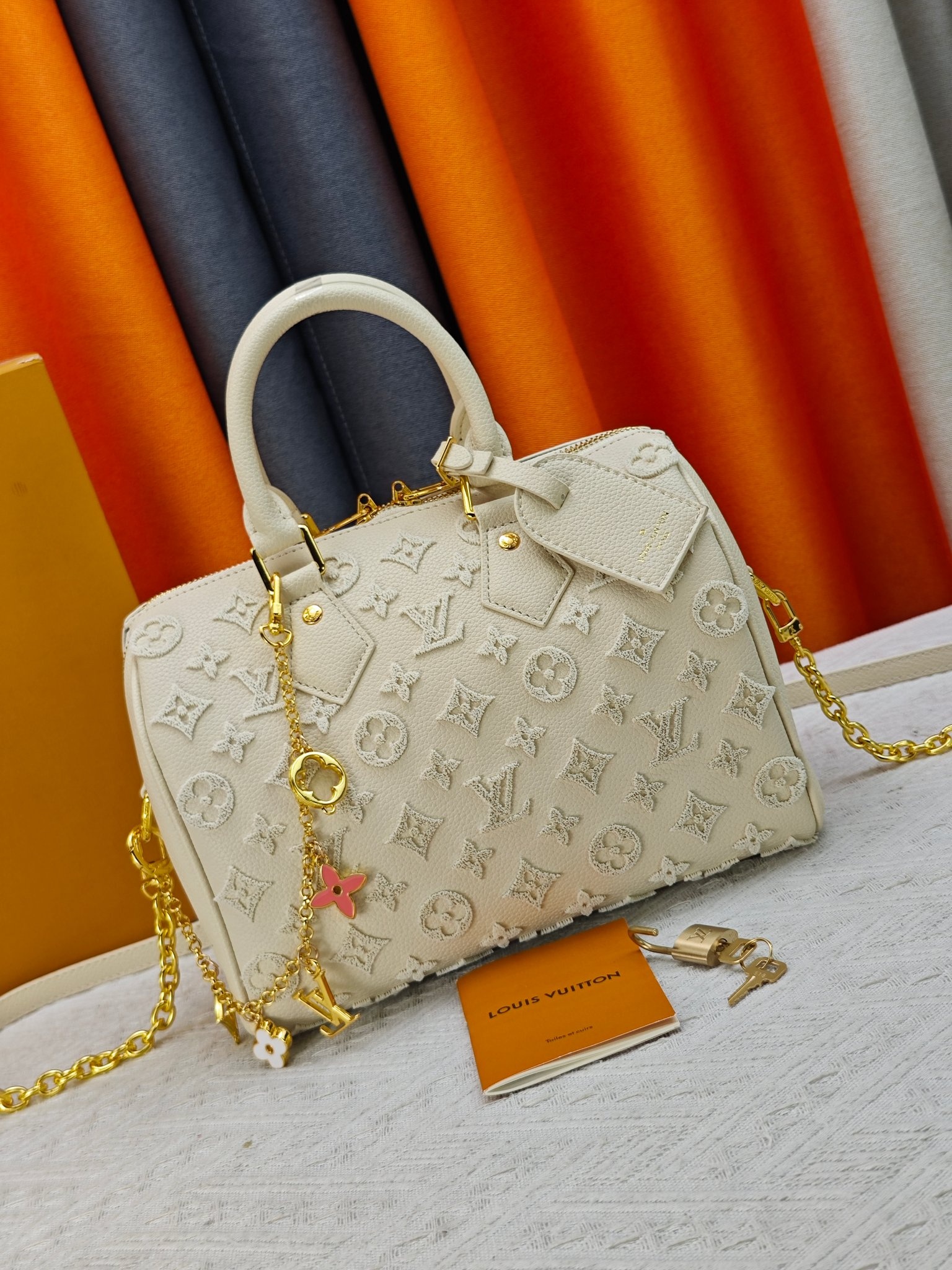 881585eb0f42a3f8d7ee41b8a1015dd5.jpg