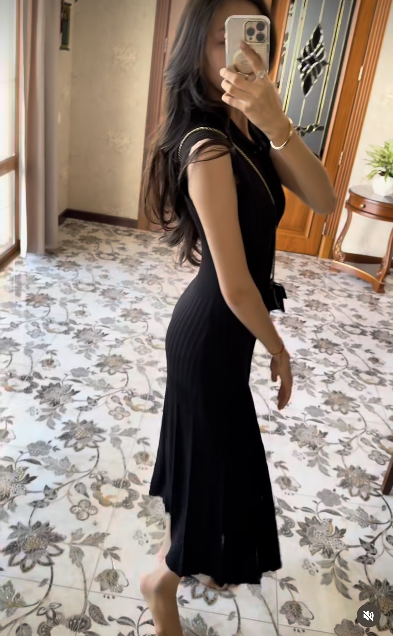 7054188cb968a4283a0fe450c1da997b.jpg
