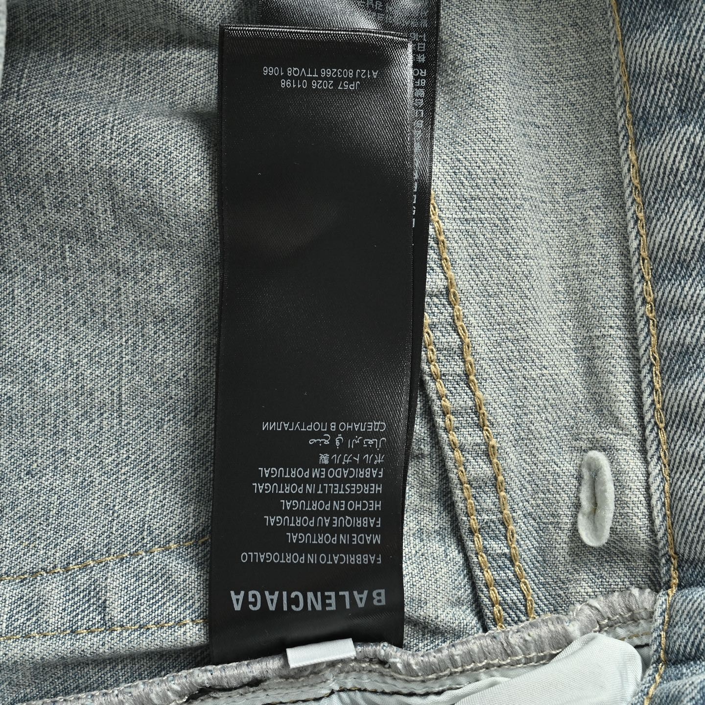 20fe22ddc05029713ca796f46e4251cd.jpg