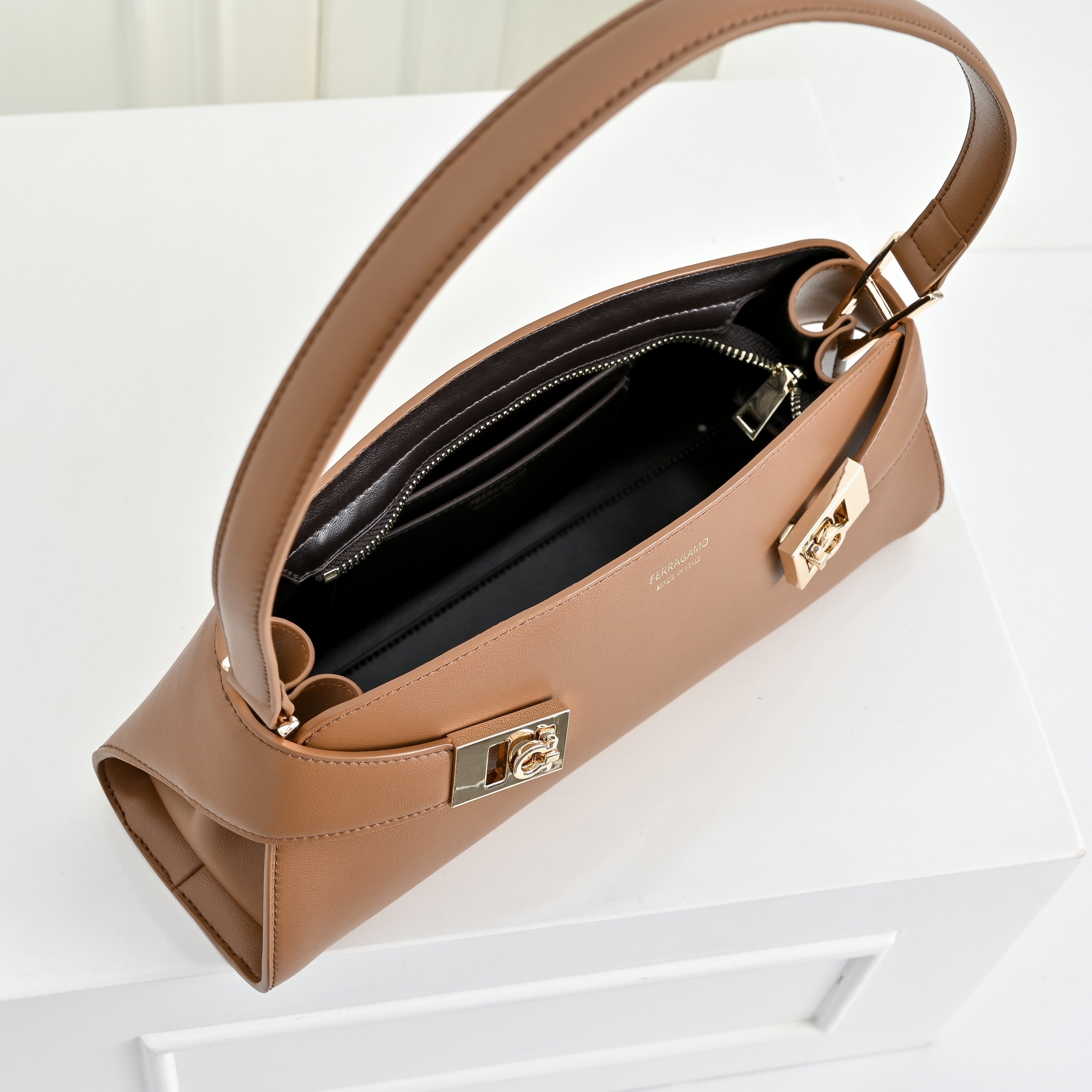 535aed48ab64cb5ec3db2255f01a9ad5.jpg