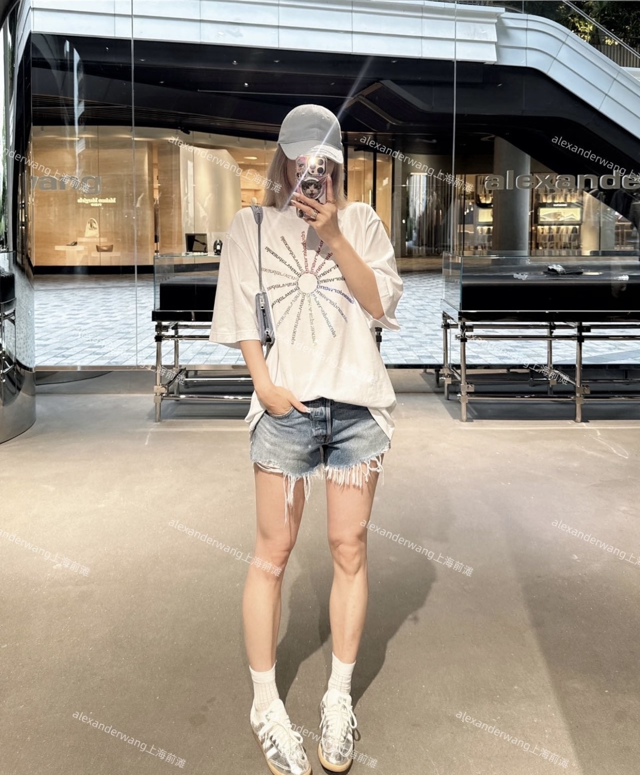 5c4b68ffddce11f107879a86fa8e6729.jpg