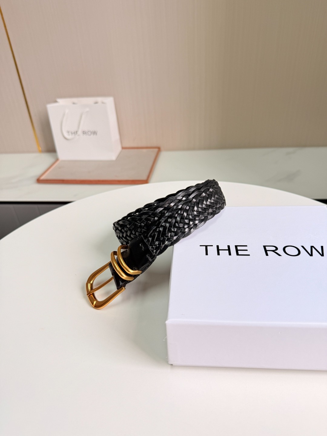 895330396bacca8ff789908e3bc8afae.jpg