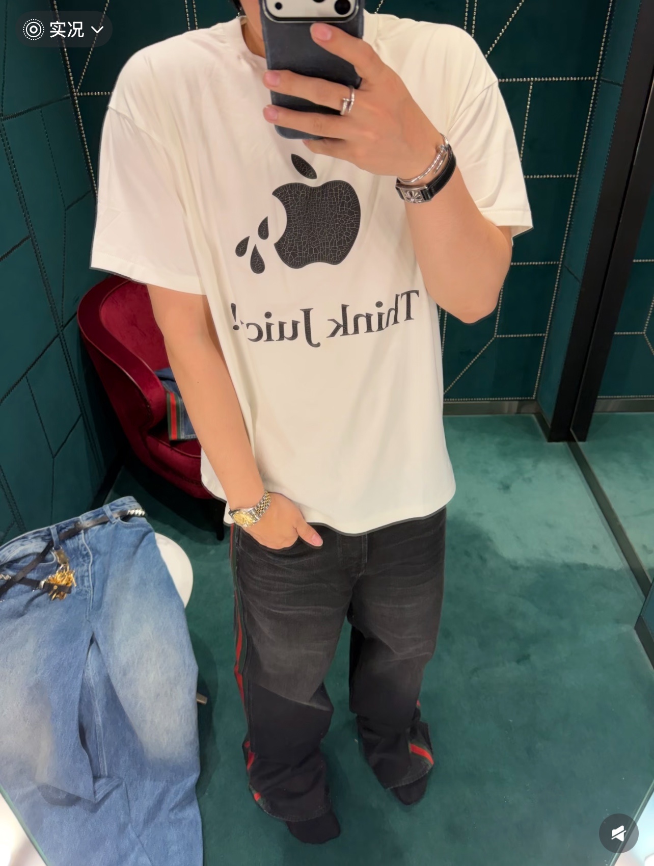b9cff0b8a8cae584c336d7ade01e8bc7.jpg