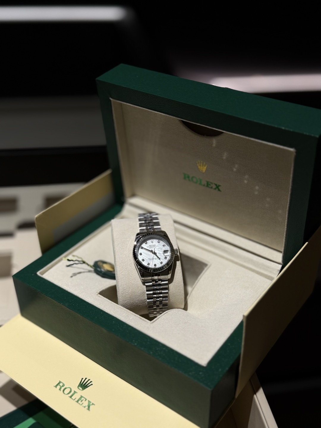 bc5902a64e18f6cff7bec07cb82ef172.jpg
