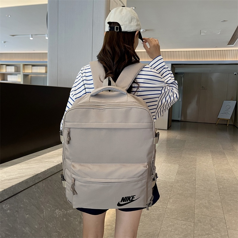 67780a53e5654c4d4428fa968418fea4.jpg