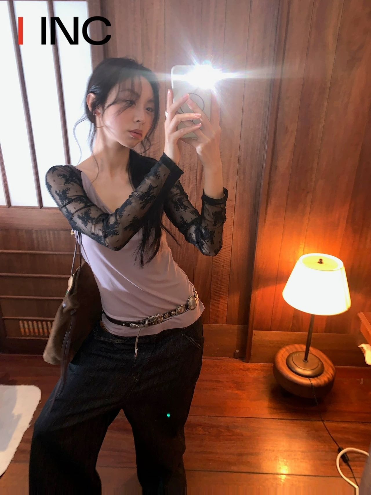 b98e9c856c03bedcb9a956a22496447b.jpg