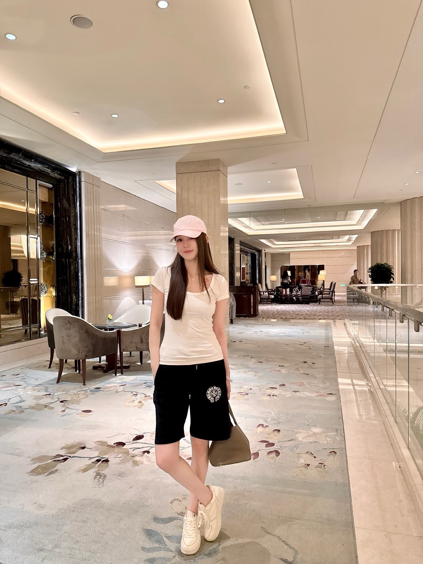 954332bcf1fa55a06a0681d3bc921516.jpg