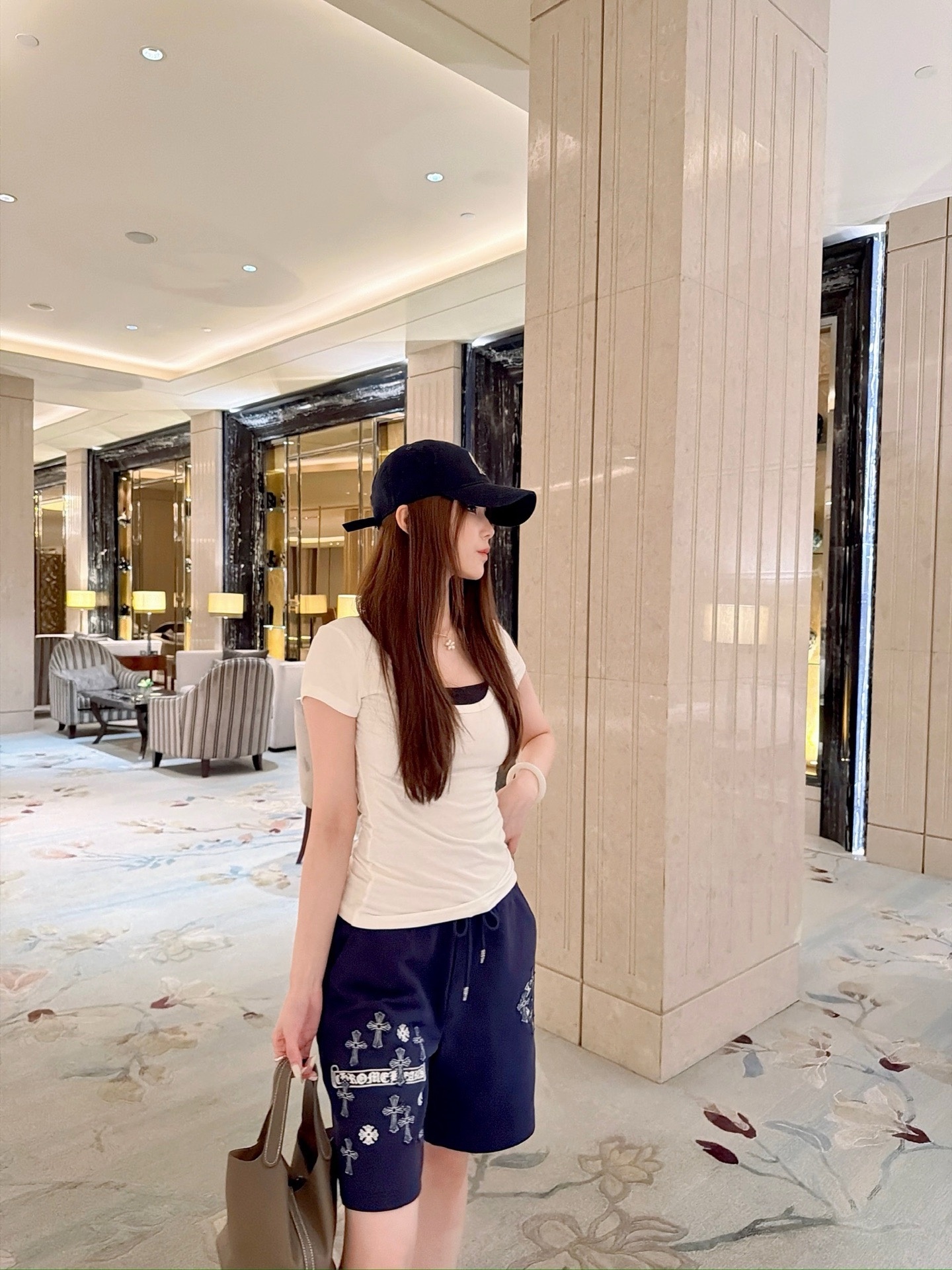 9d4fc55dc39a332e220a65bb98ff7afb.jpg
