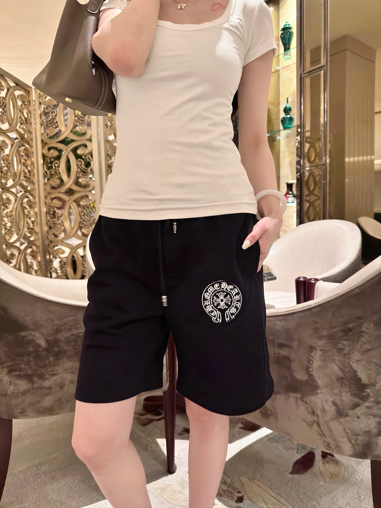 b32793f0222d27ae9d9189d15c771fe3.jpg