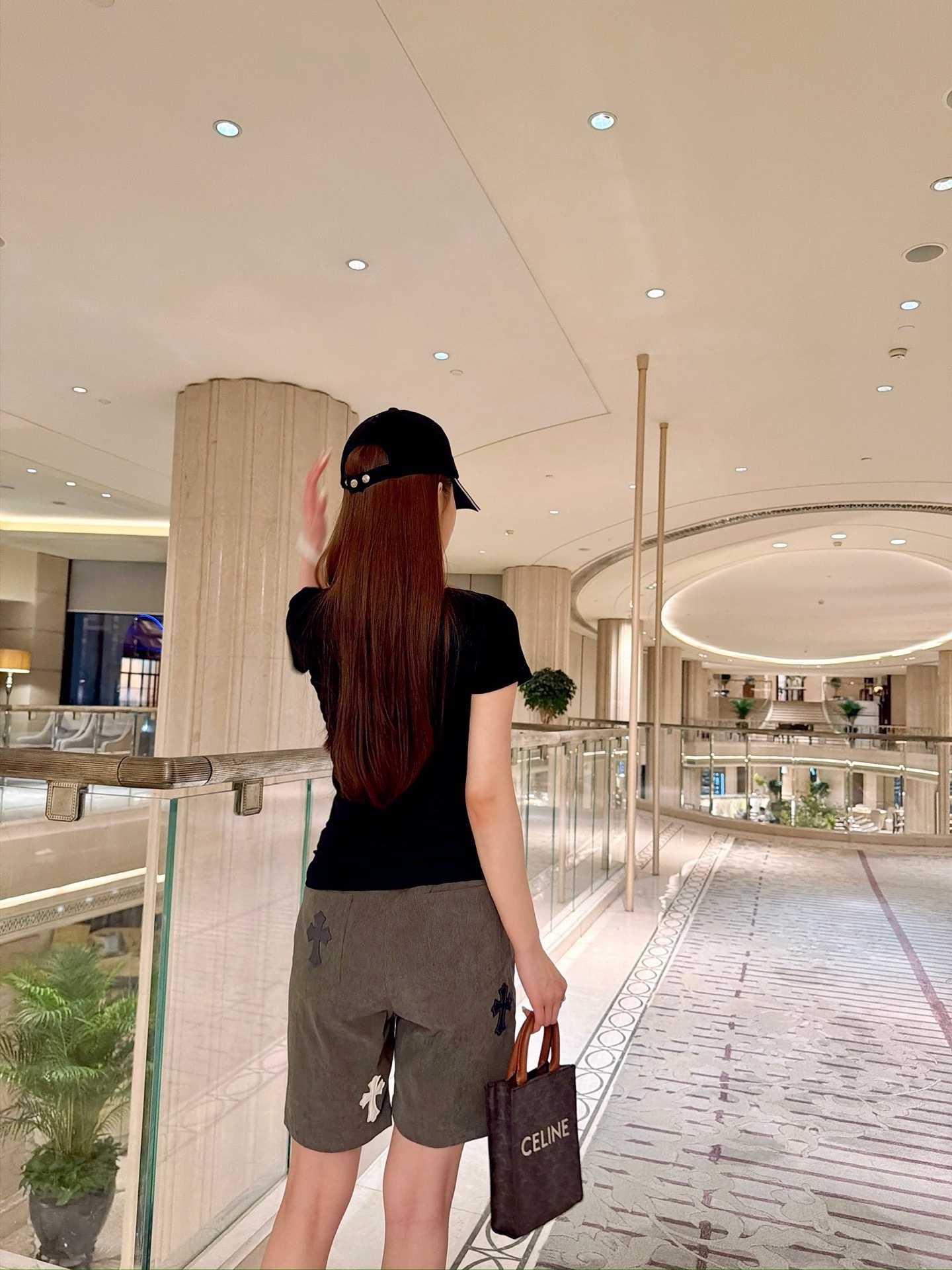 e2bf671a025cfe1e9557e5223ab34b06.jpg