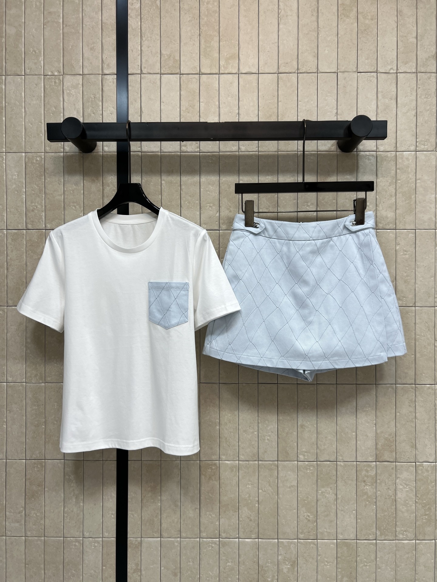 f9962f958cbc0e96efbd89984a1e7951.jpg