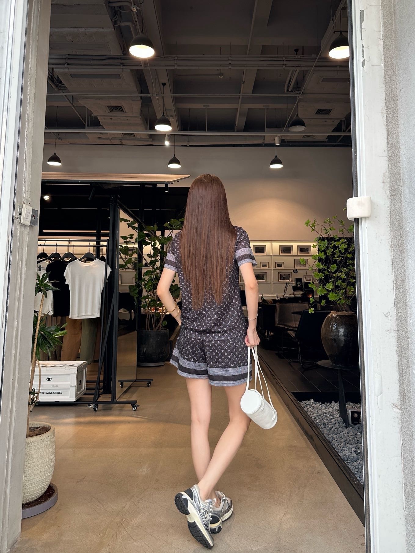 f9ed959c60f5a22a42de5745b092f3f5.jpg