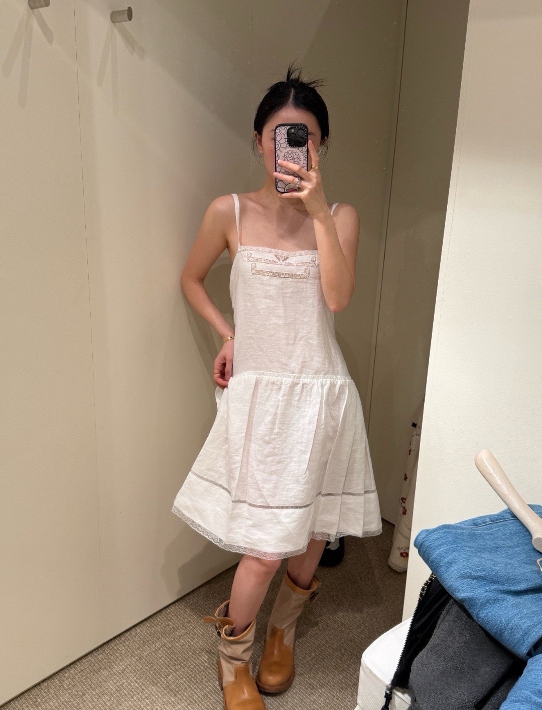 45ec65b0b2603ef0f404106fe4a53d4c.jpg