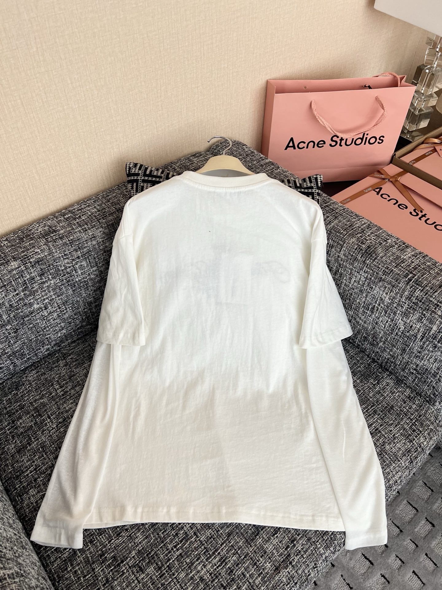5825aea484f407150cc57bf13e3b8e9c.jpg