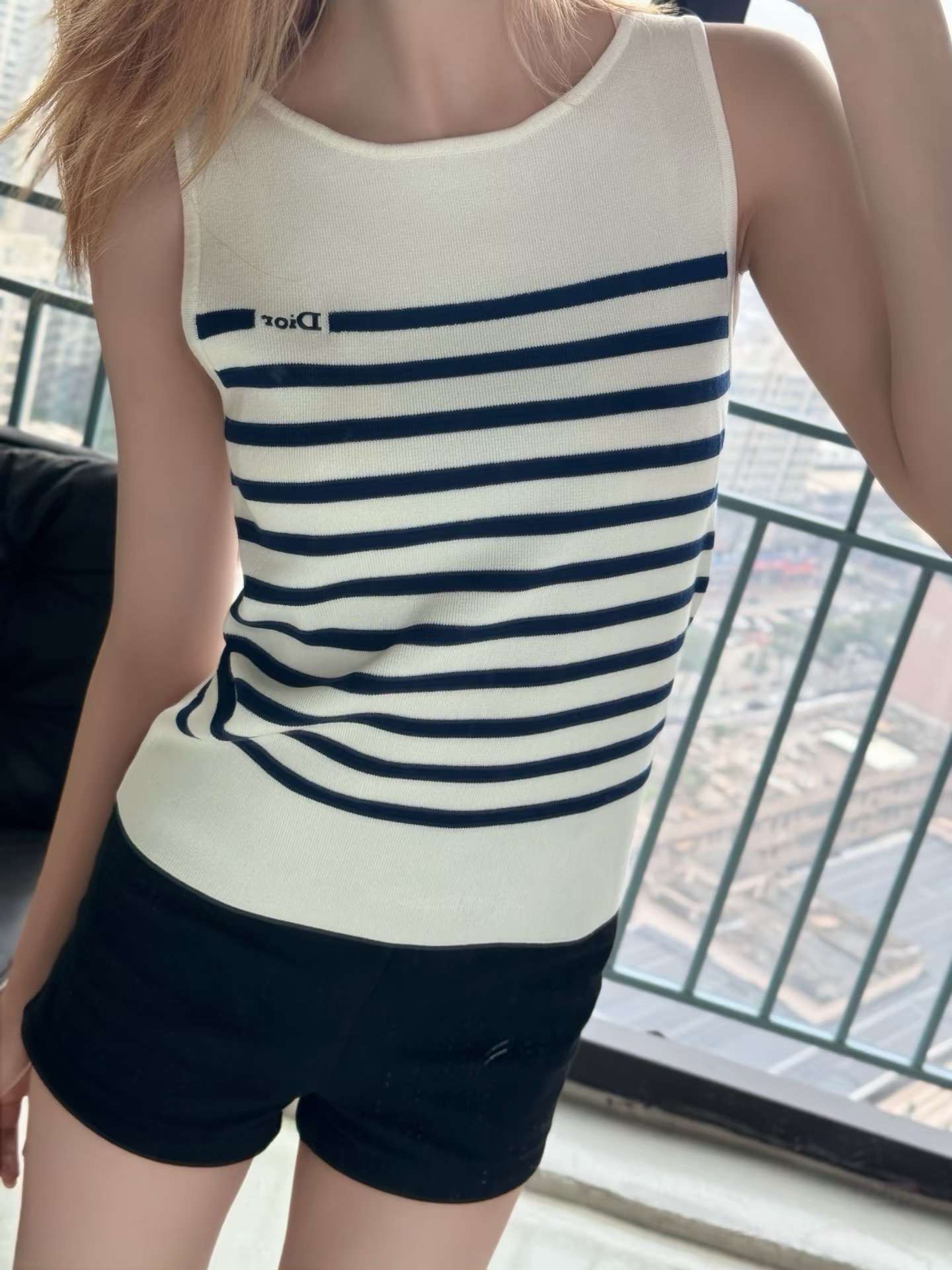 5bf00b4bf7677eb3353ccbd723c5827c.jpg