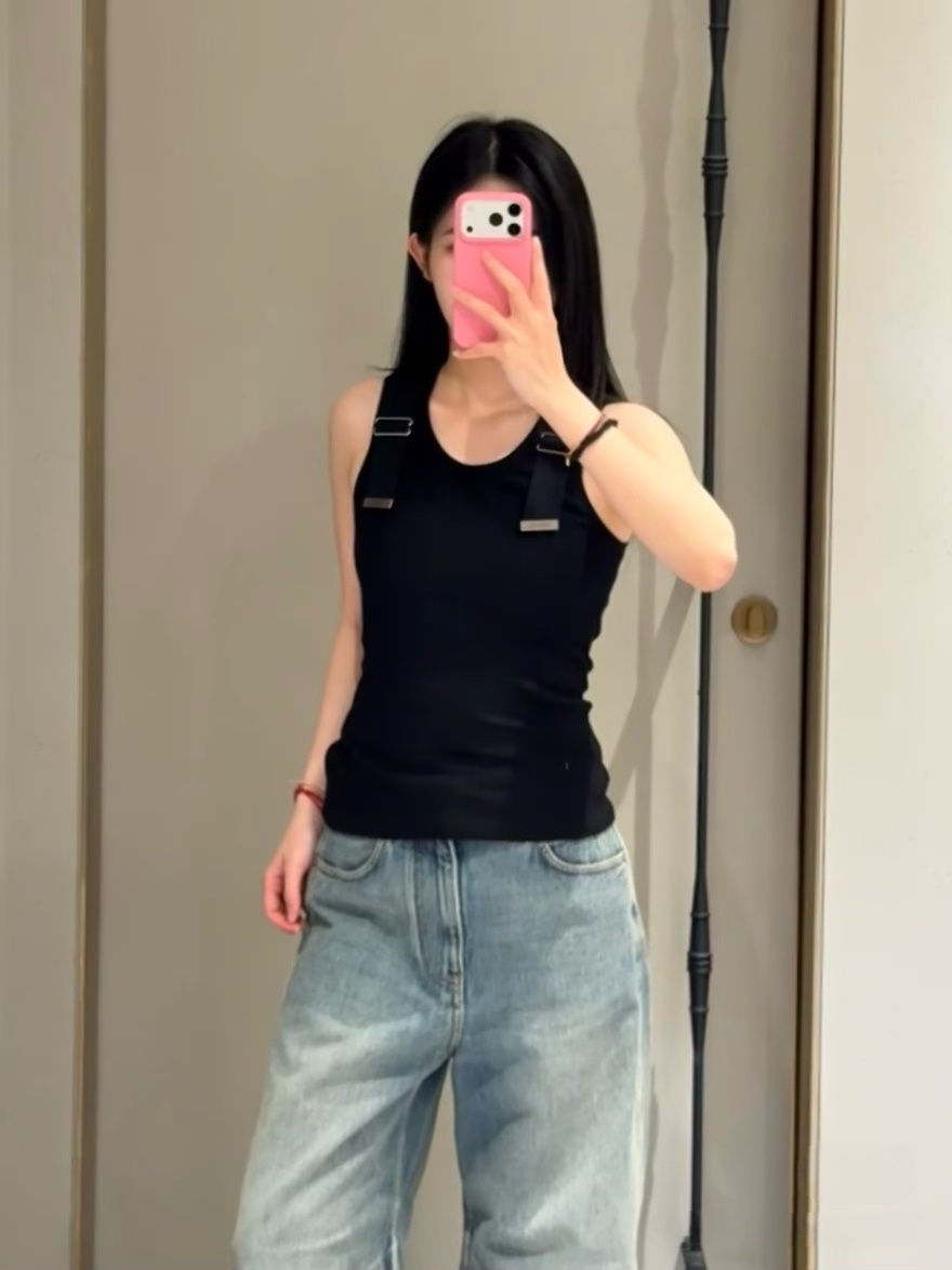 86135829cb700c554096d37f22de4707.jpg