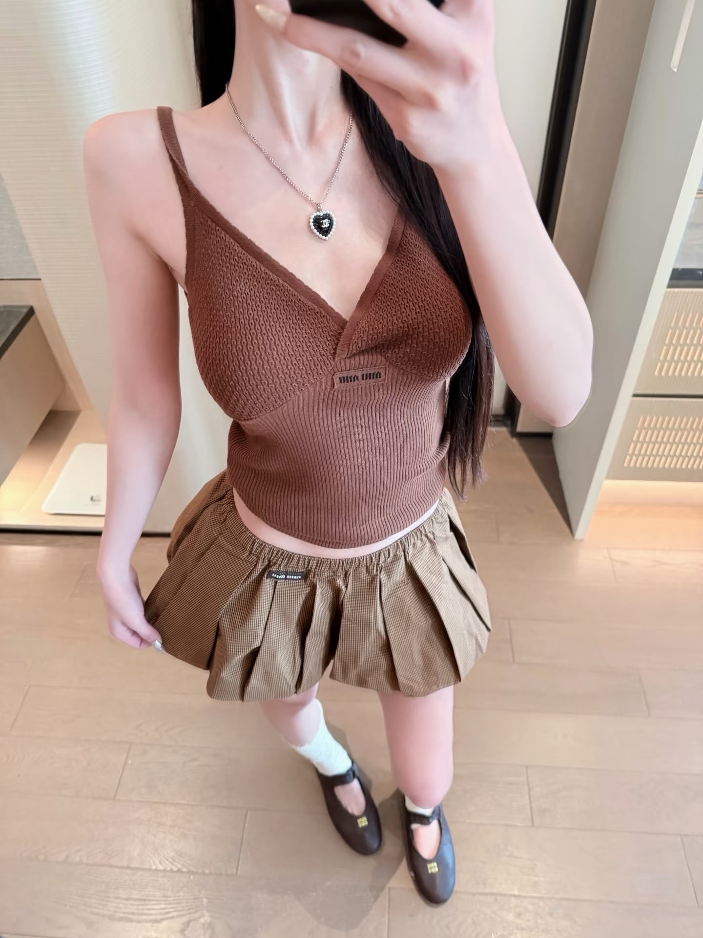 9775ae8e5e99a4349e5979d5c21a33d9.jpg