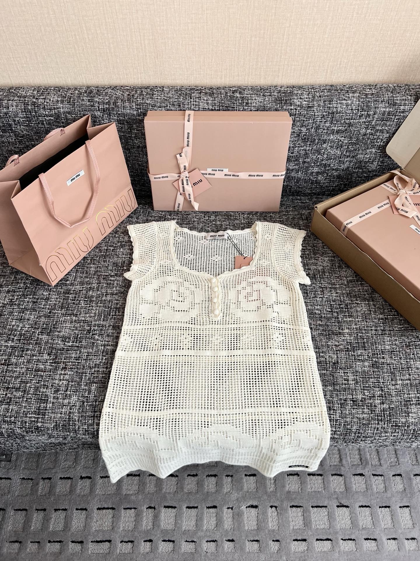 f5930e5272ef6d457959adaa6f5671ea.jpg