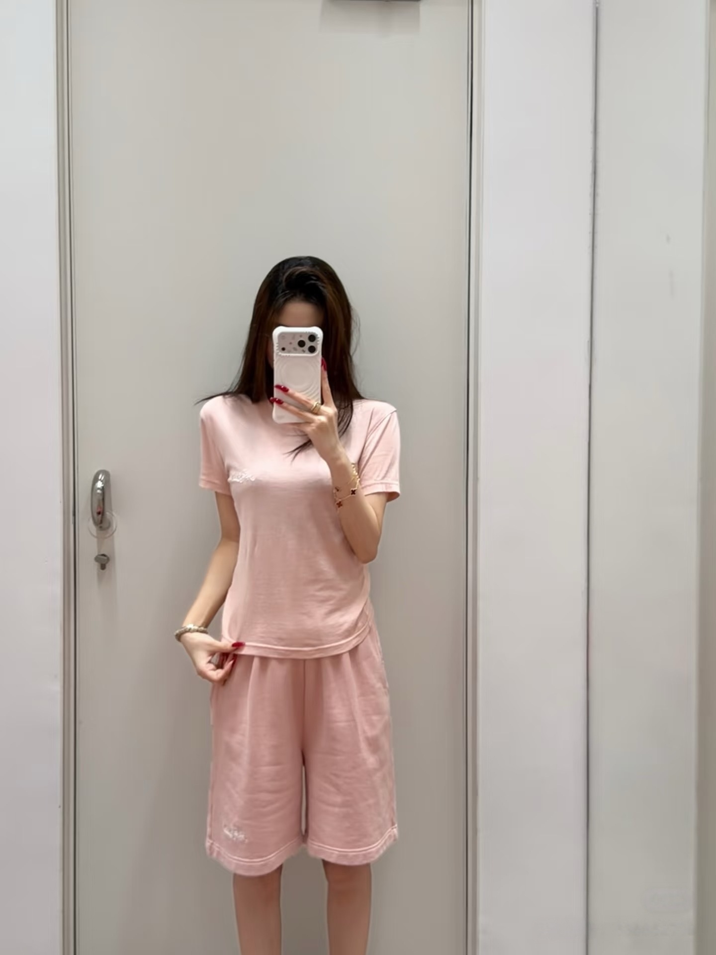 f7bbf591c6f747776632df891c8a3764.jpg