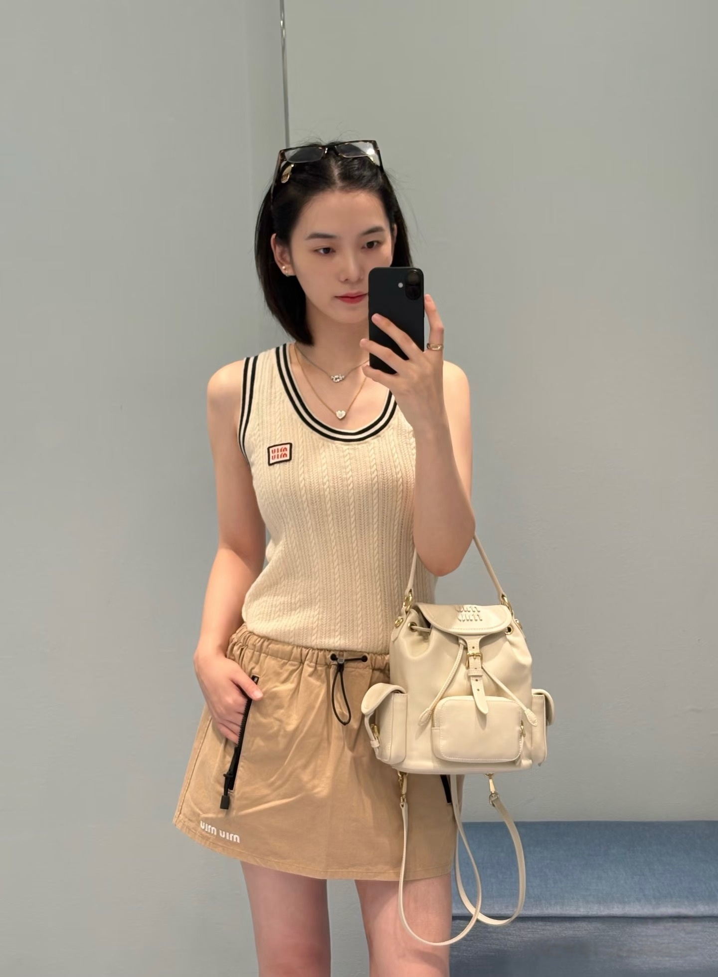 fffd251cdee9ab08e9f5eb92f7078e5f.jpg