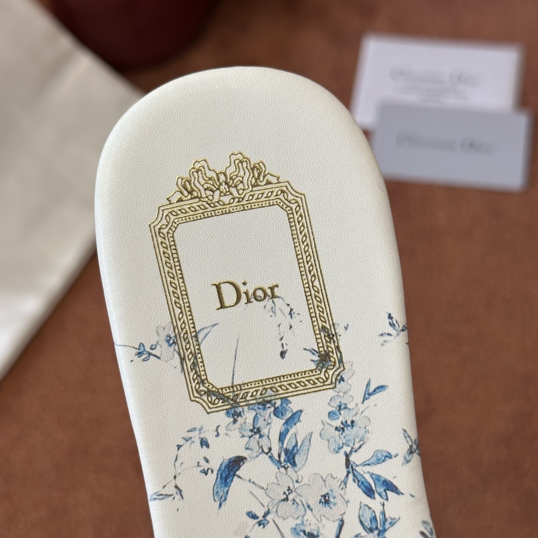 c72a805e96484ded58fff887d74e04f7.jpg