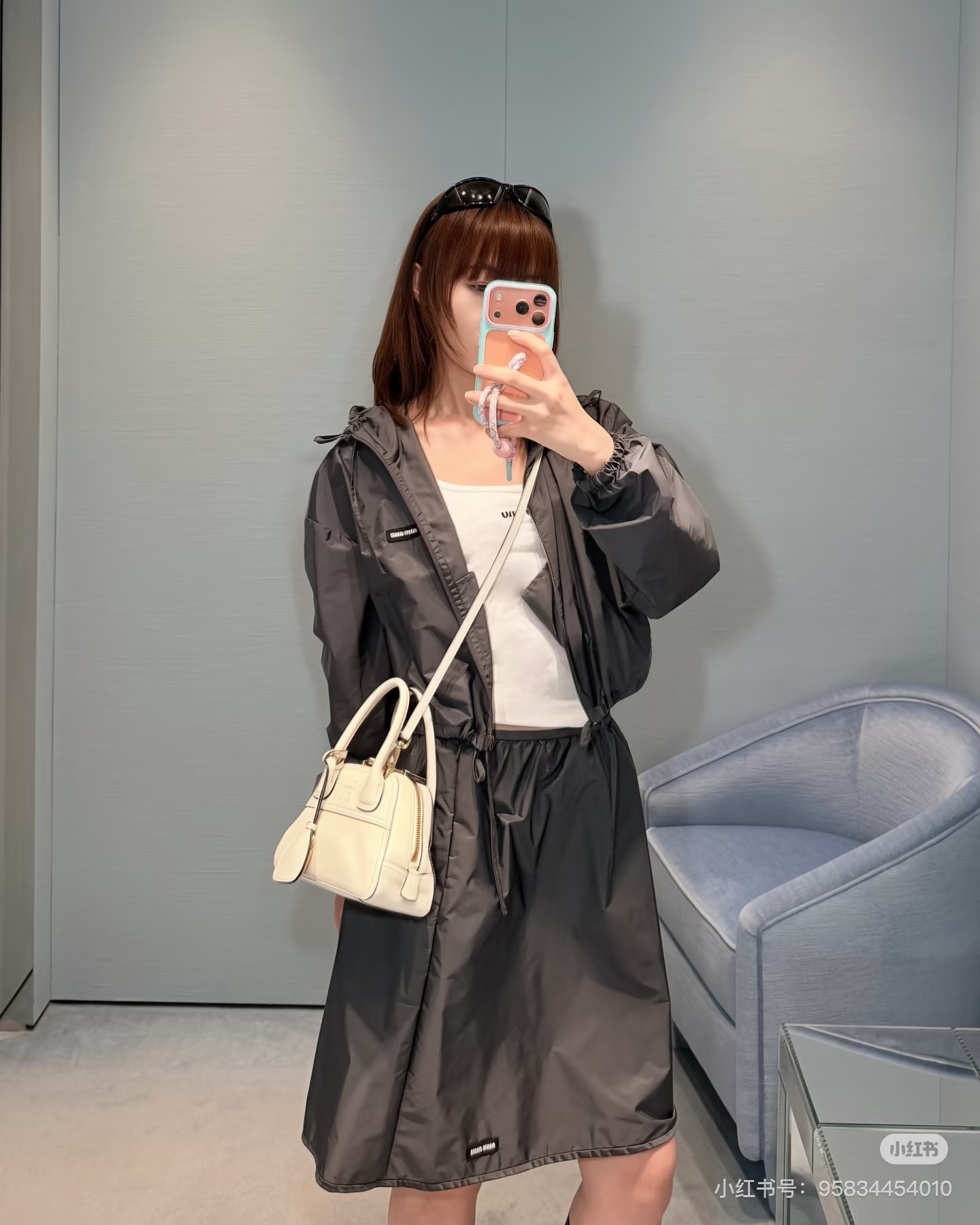 15a069182994f5be2a4531ed5c138568.jpg