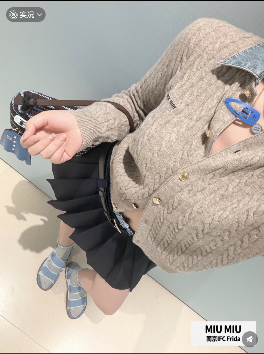 1a5dd0b1cc540db2a9d1b069dd5a5c38.jpg