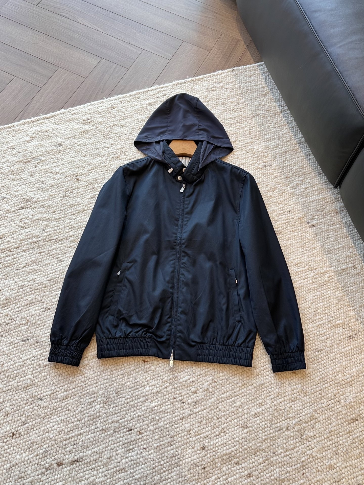3ec80062fe37c5730d0cc5fbf853d5c5.jpg