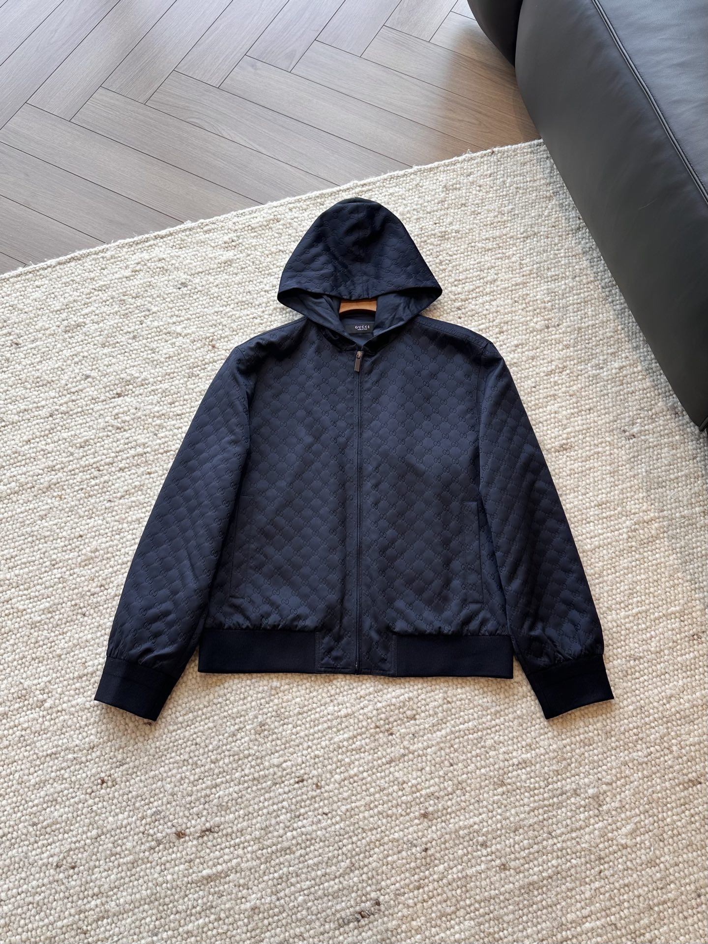 6b6760e10a079e25d8f11eadffb6b1a7.jpg
