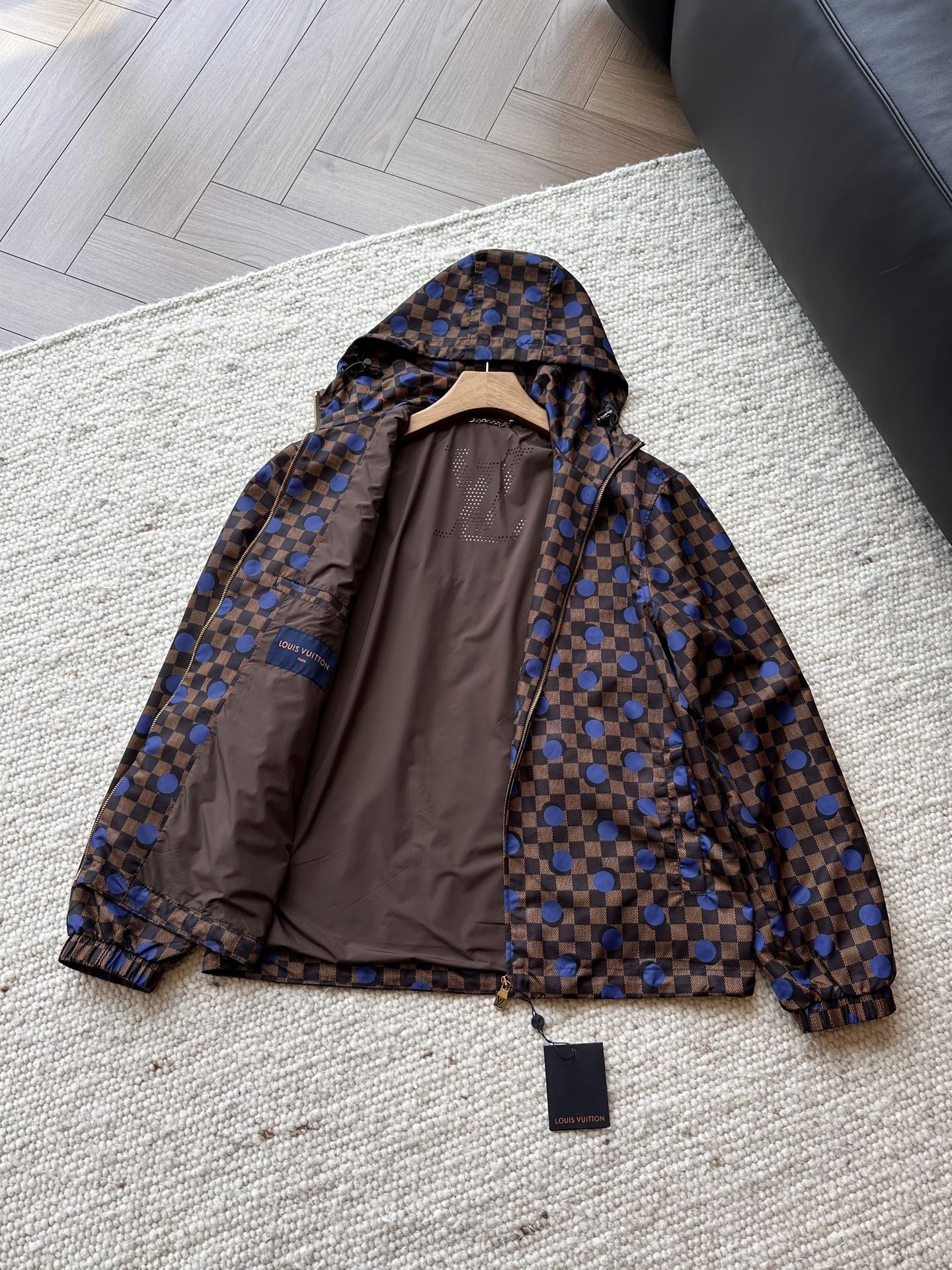 afd60fda3010b87011e779441ab577f2.jpg