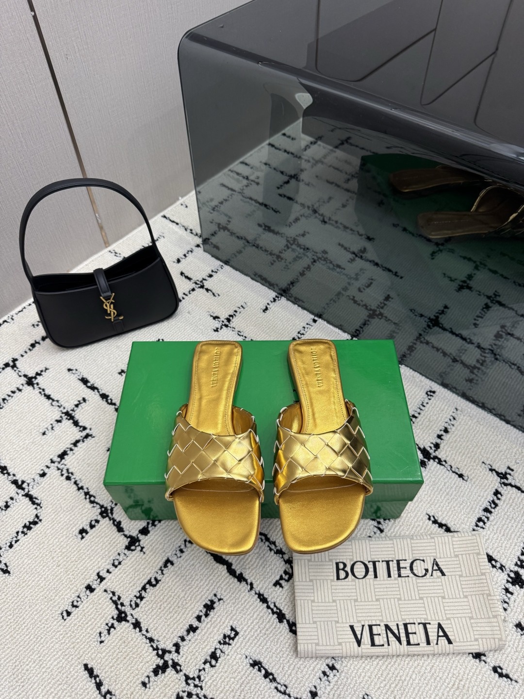 b40ceca48ada15892fa1d8701fc6ea73.jpg