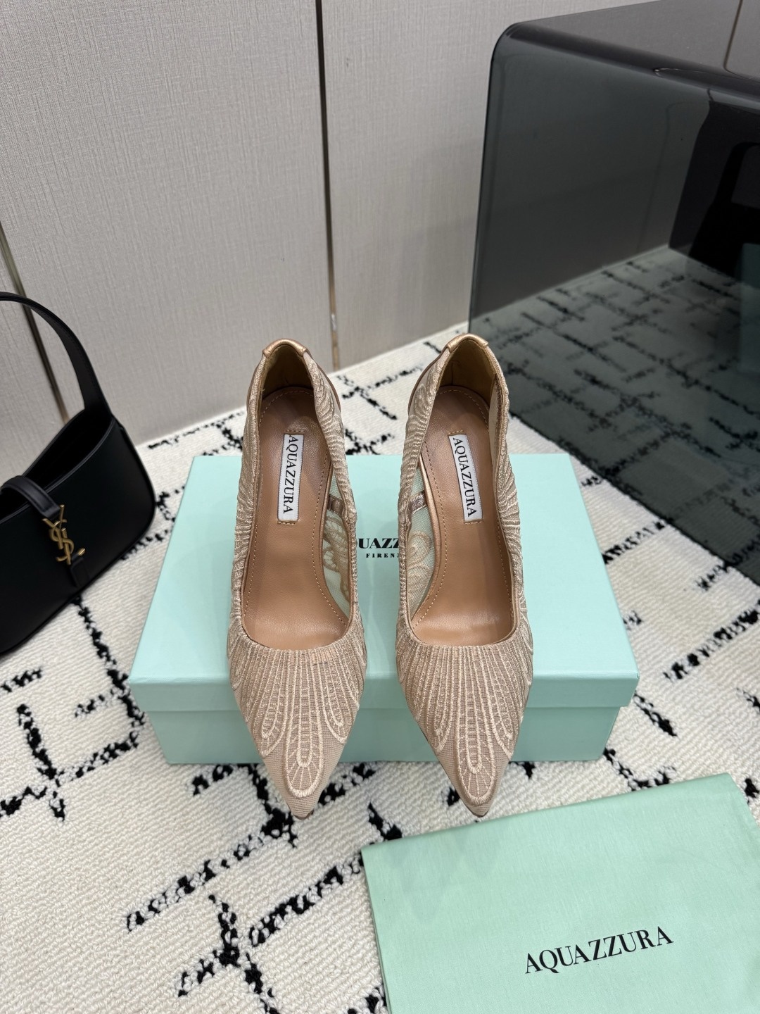 cc1aed549241ace0d0f62fec0f7e4bed.jpg