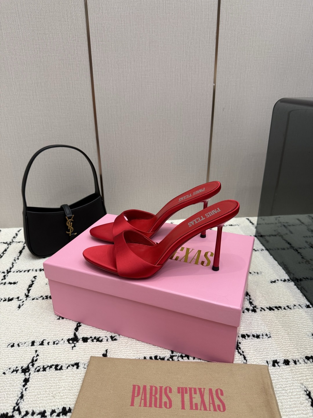d129589fcb6060a6f9d6a7aa186b06eb.jpg