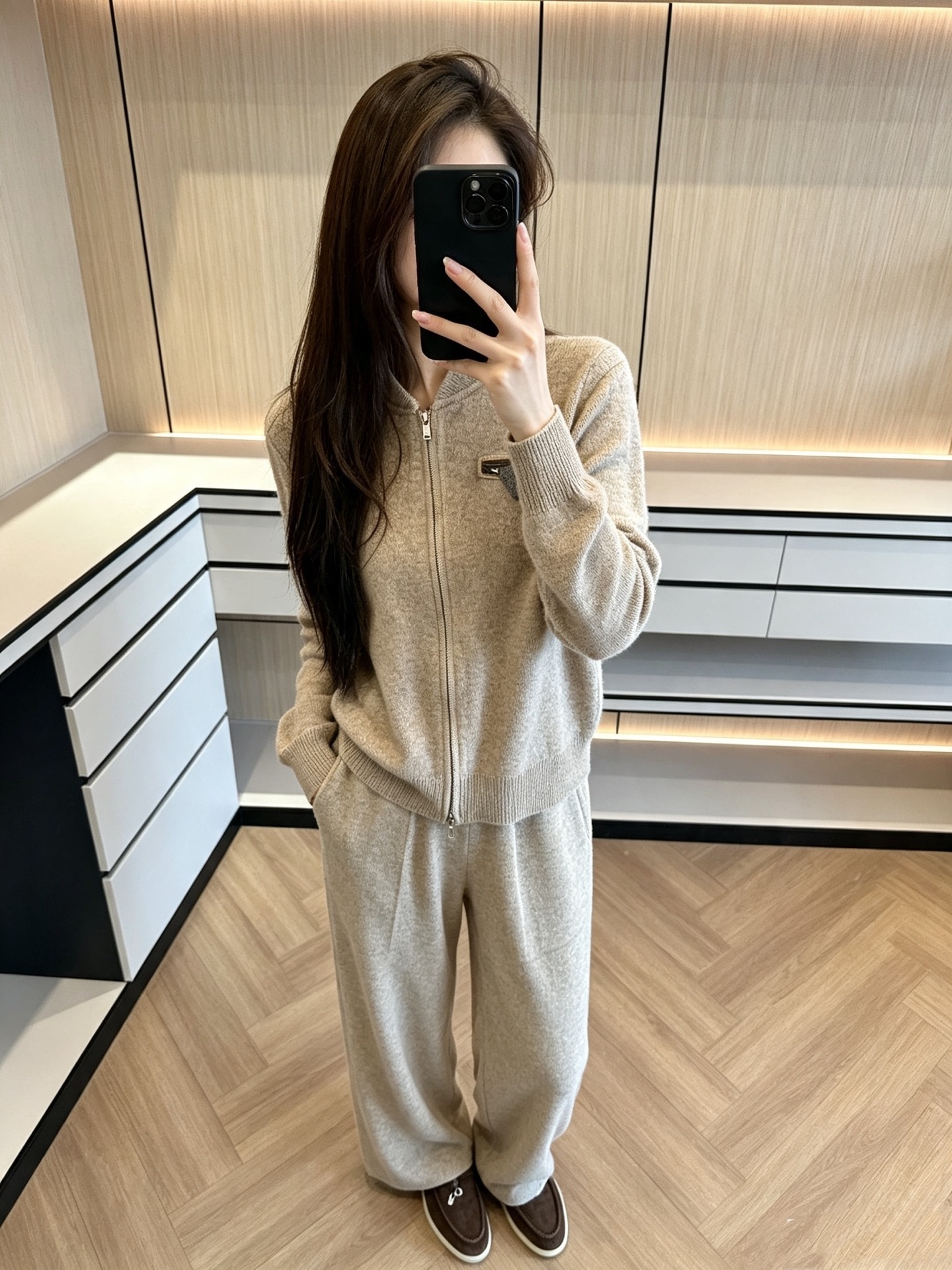 e9ca8513a7ab9362ee8eba7ece4fd9a8.jpg
