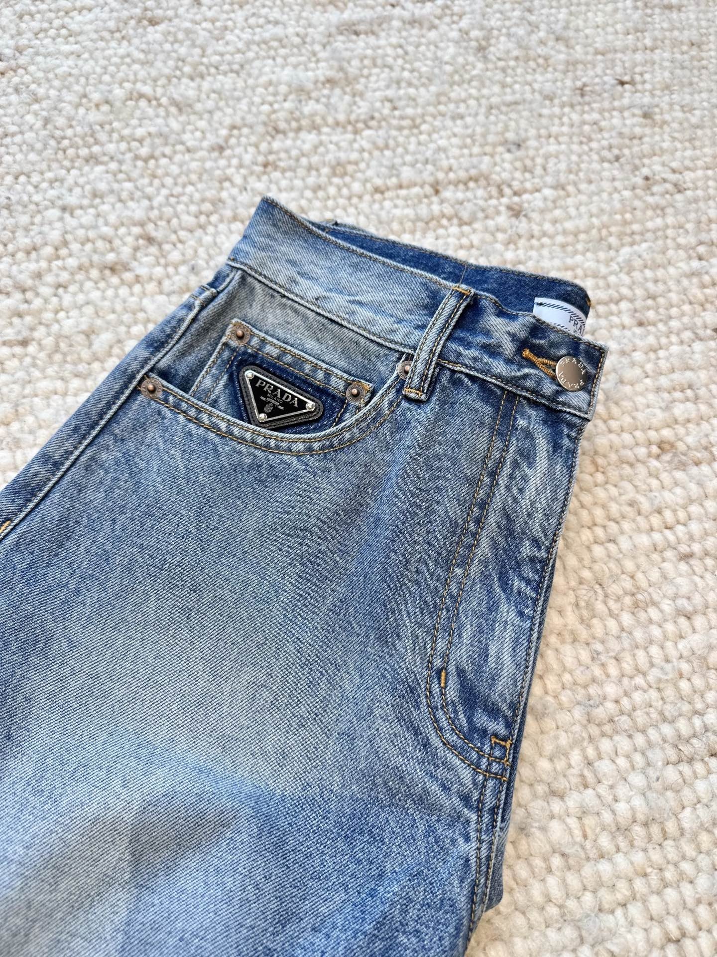 ffc4a9ca4052a80d7cb0d2e1e1b9d0b0.jpg