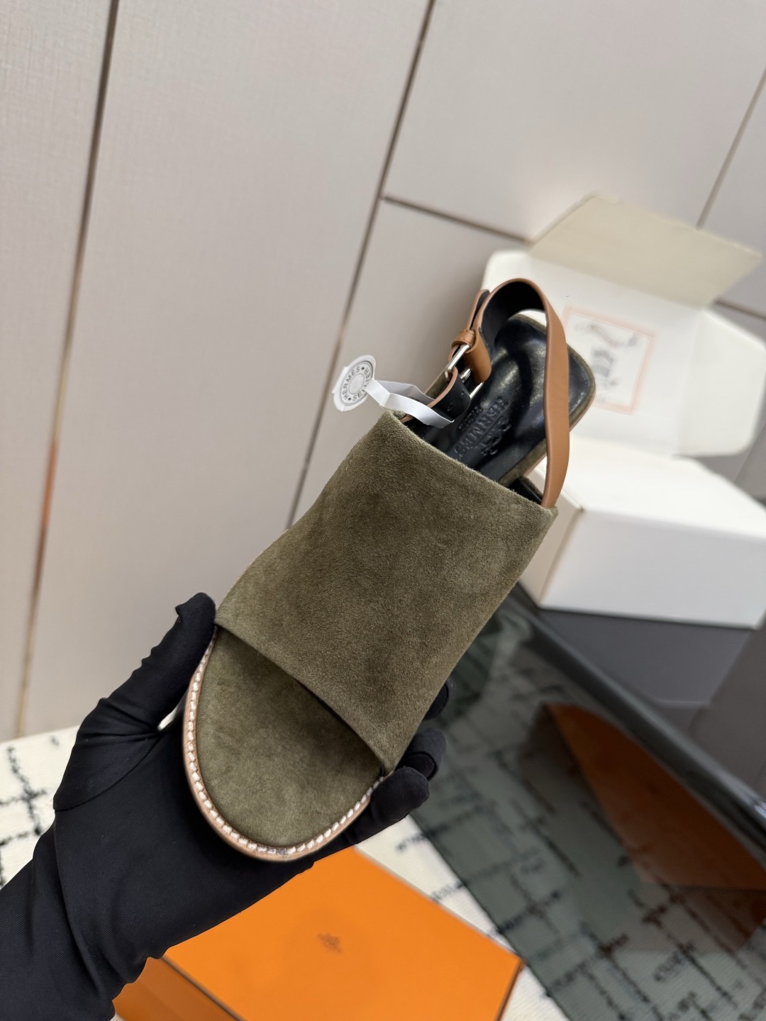 20726c086a45d6cdd2838776ec84e2a2.jpg