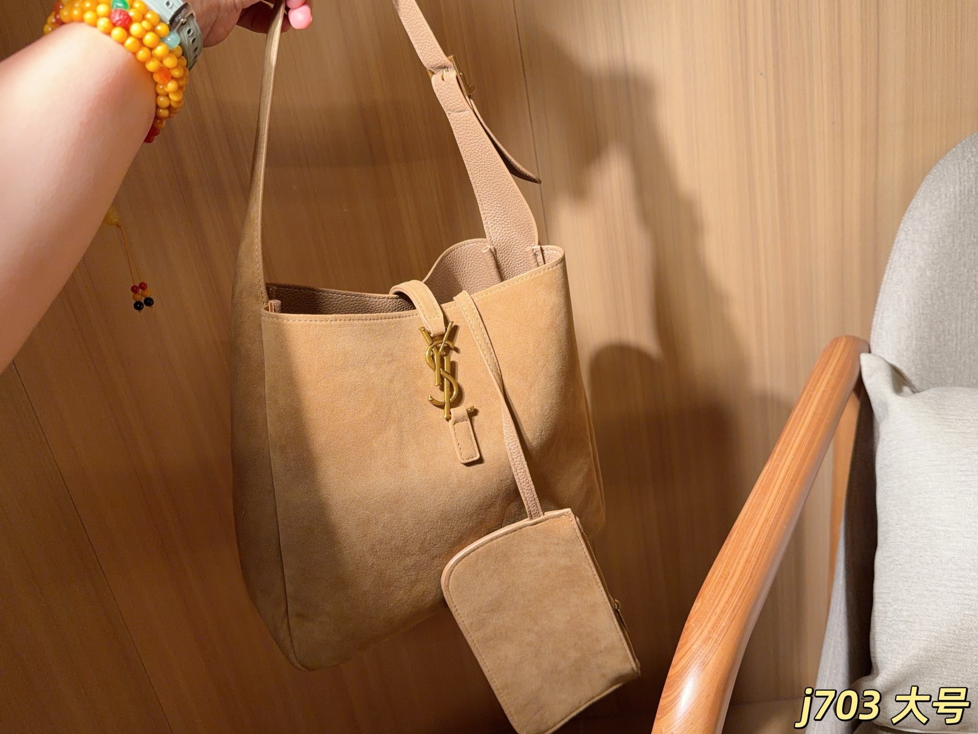 098e973b7bd67701a8f271e15c75f33f.jpg