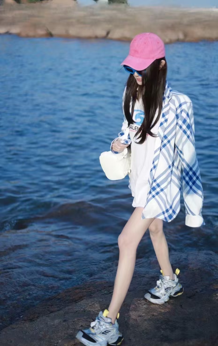 0b92418348030e133551a73663ec67bb.jpg