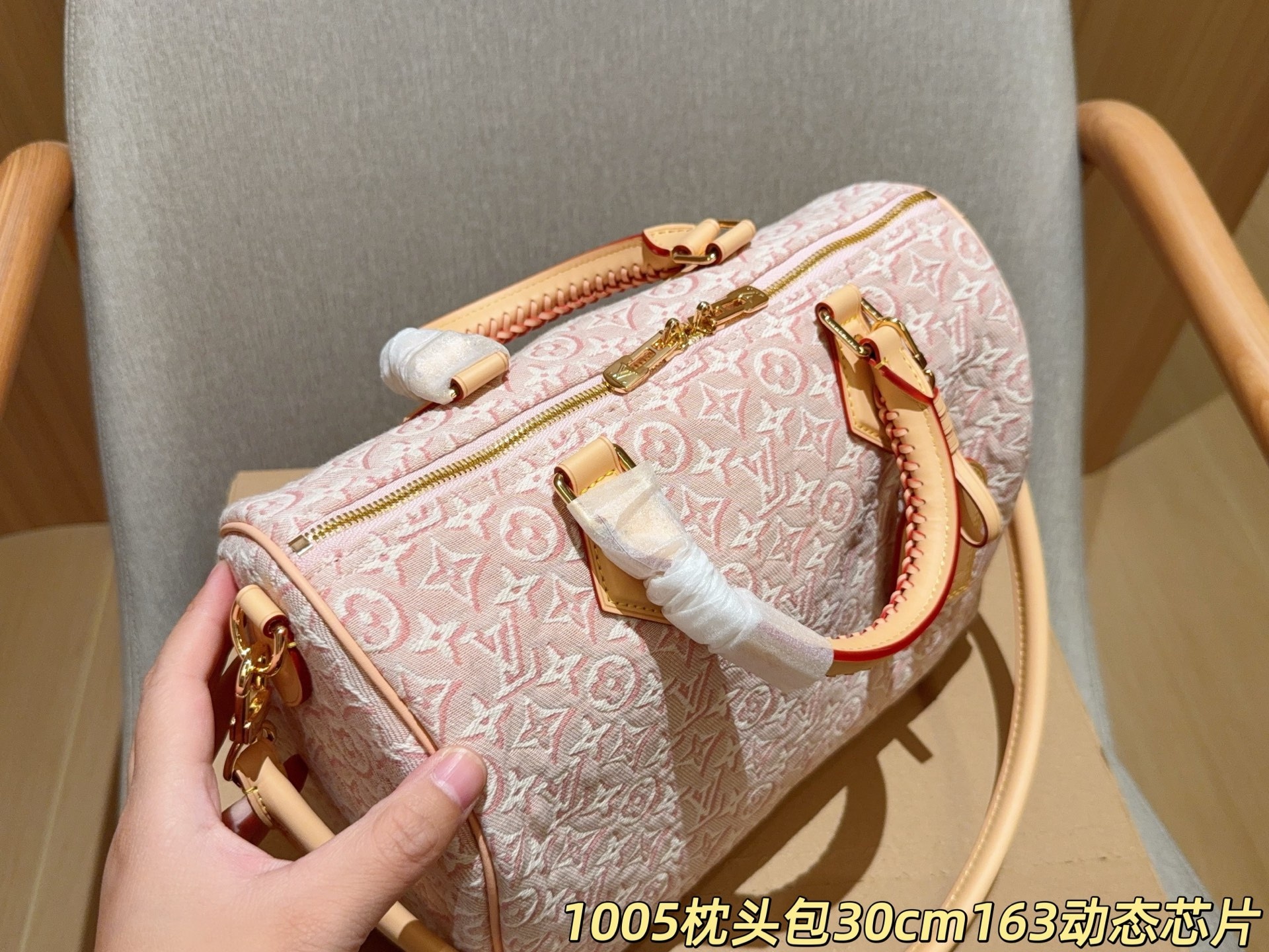 61e0826ee91b56722841afce9b48fca5.jpg