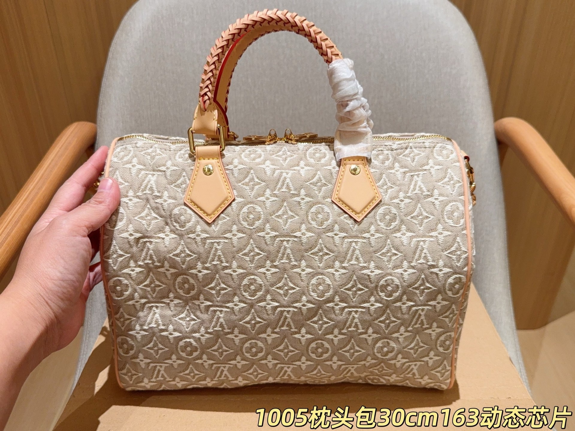 7c8d08564f1845e78d745c57eeae41c9.jpg