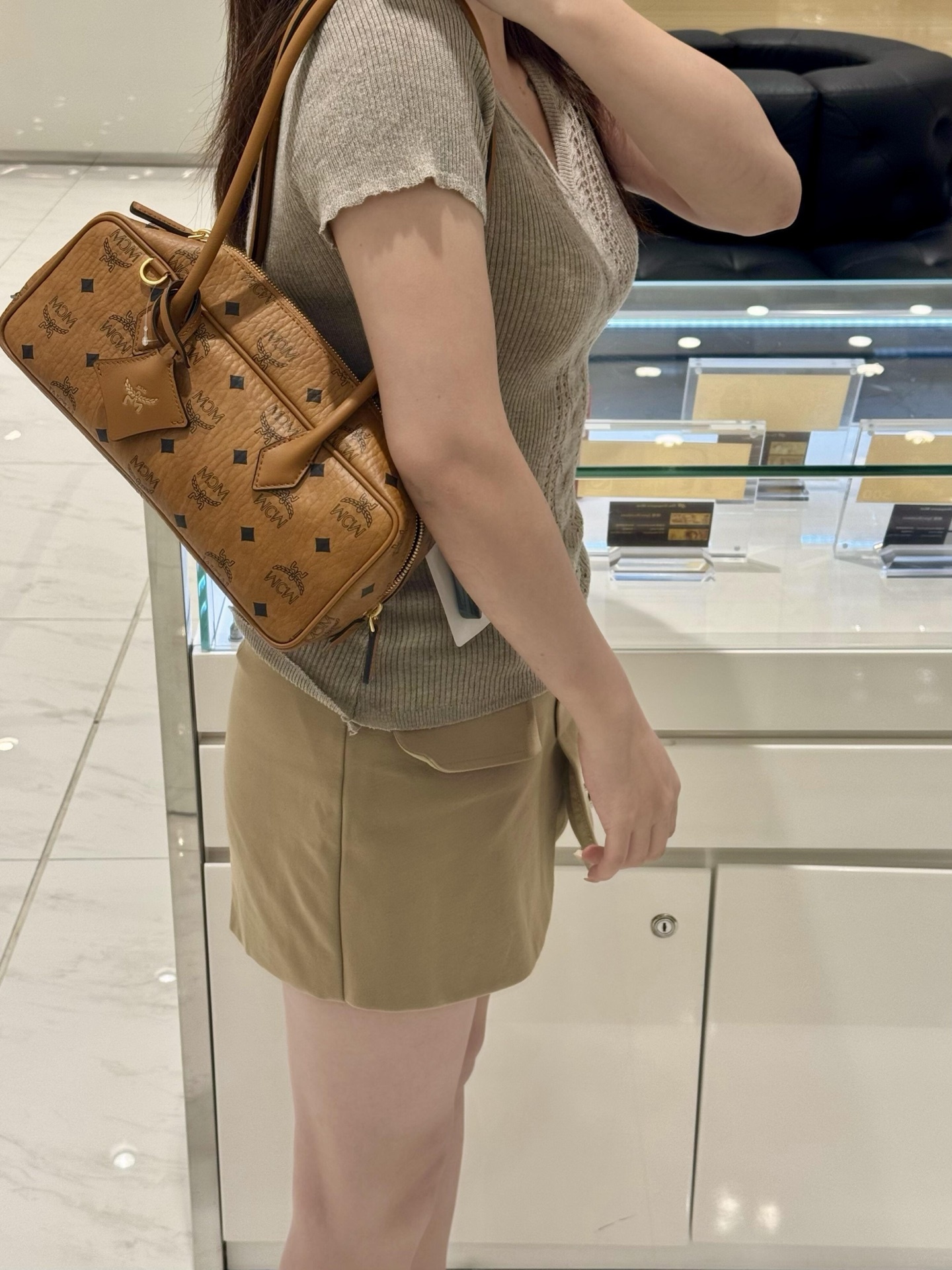 7d8db6514dd0afe93521c6ff631a0d26.jpg